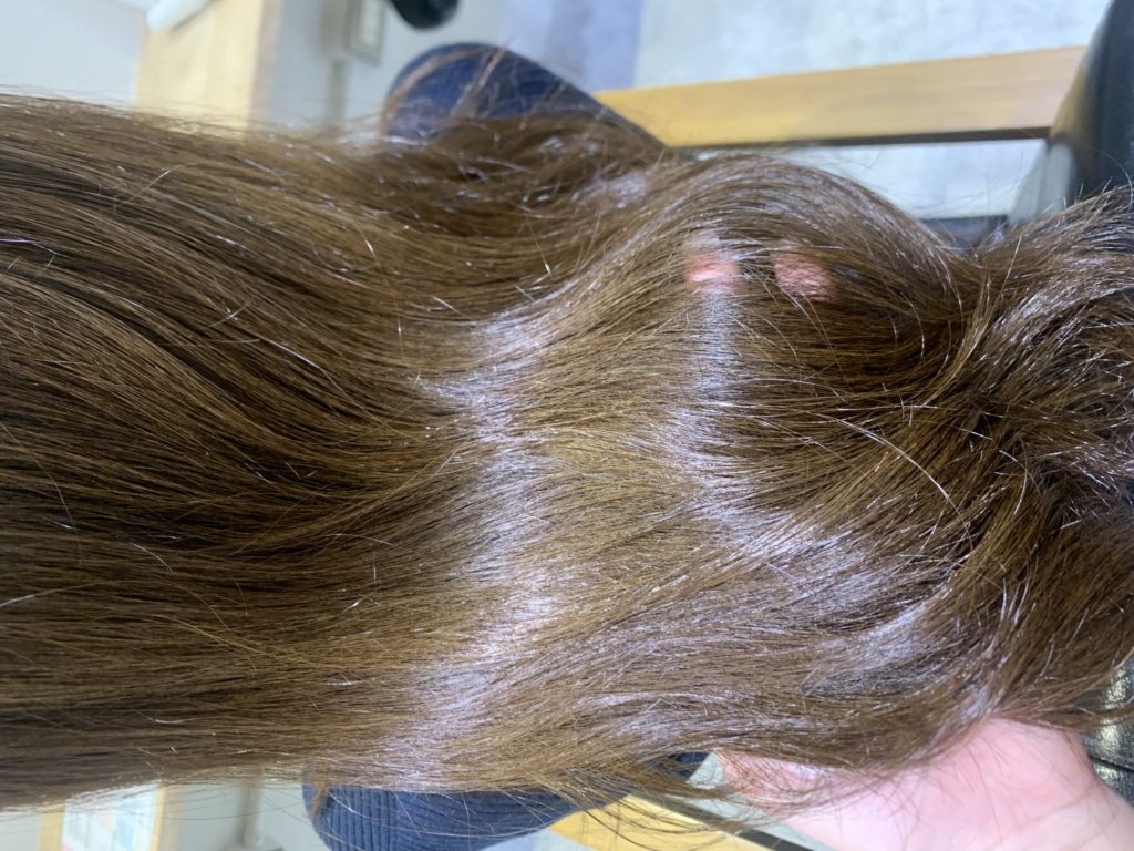 小辻結花 イルミナカラーにも！◎ケアカラー×オリーブベージュのメイン画像